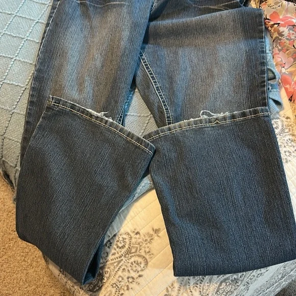 YMI Royalty Blue Bootcut Jeans with Classic Fading - Picture 4 of 5